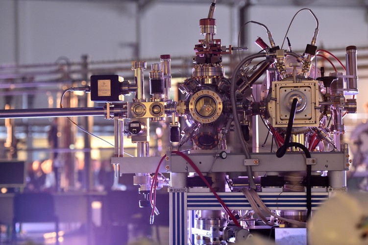 Krakowski synchrotron może wytwarzać światło wiele milionów razy mocniejsze niż światło słoneczne. 

<br><br>
 Fot. (mr) PAP/Jacek Bednarczyk