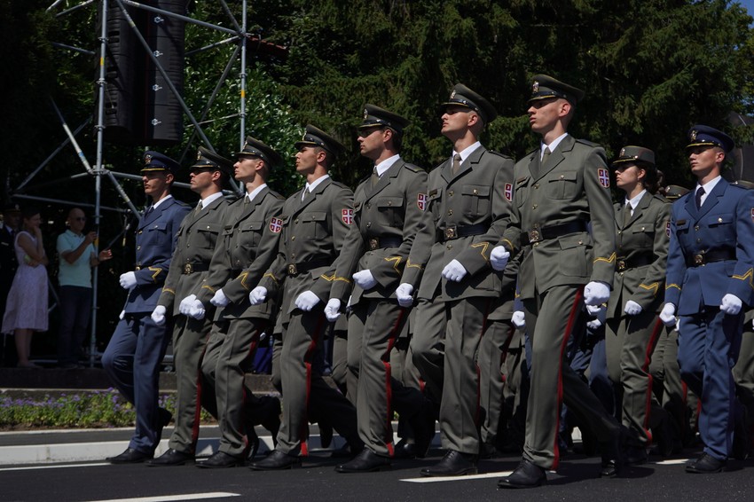 Promovisani  najmlađi oficiri VS