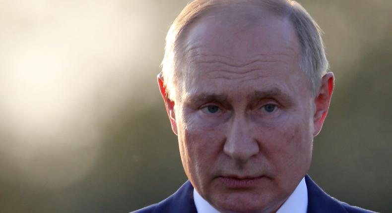 Russian President Vladimir Putin may be facing internal threats from within his inner circle, said a former CIA operative.