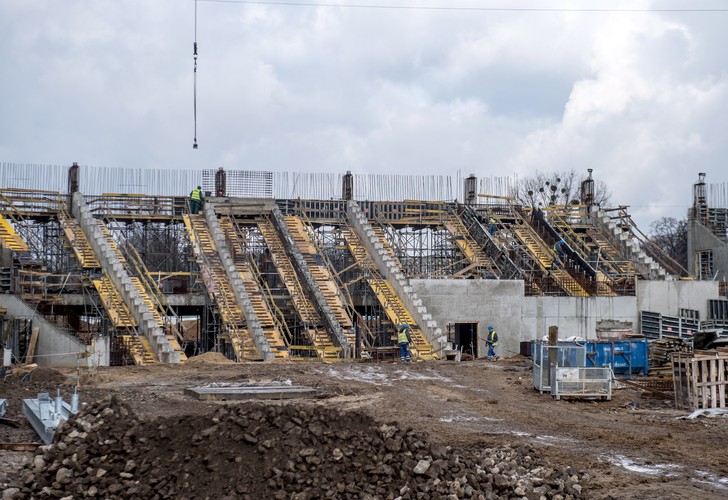 Tu na razie jest ściernisko... Zobacz, jak powstaje nowy stadion Widzewa Łódź