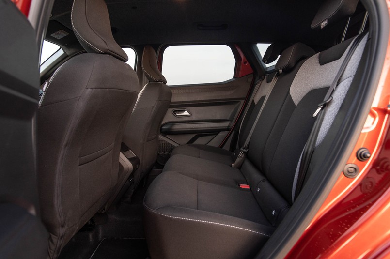 Dacia Duster hybrid 155