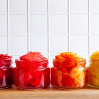 Tartós fogyást ígér egy új módszer: miről szól a mikrobiom diéta, és hogyan működik?