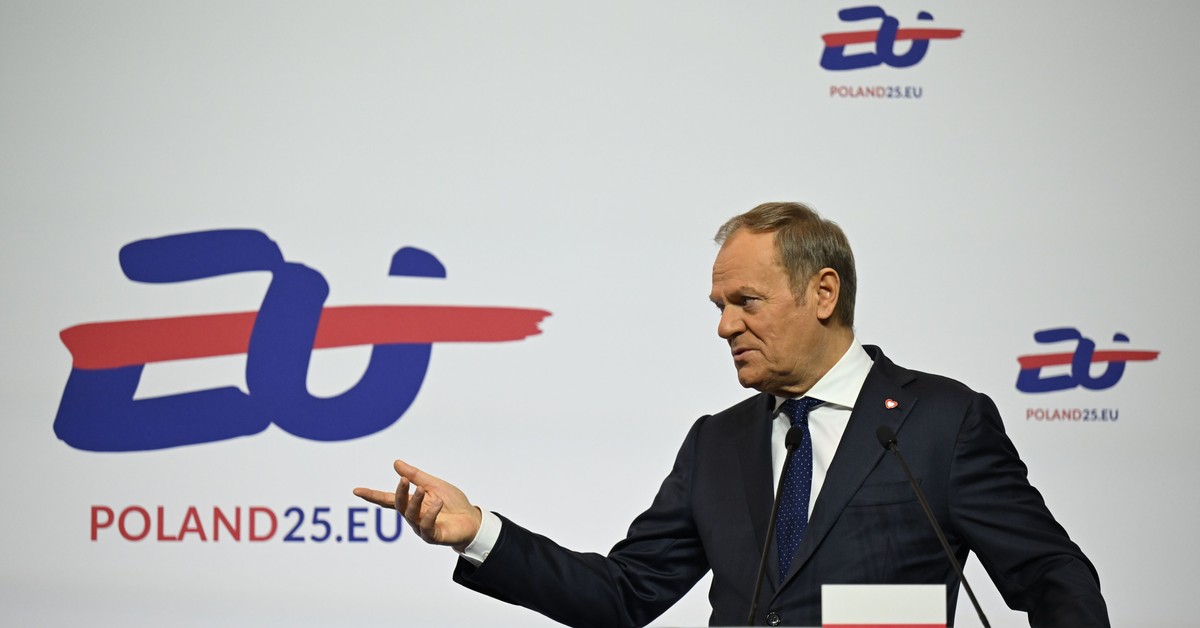 Tusk bierze się za zagranicznych przestępców. "Kto narusza prawo, zostanie deportowany z Polski"