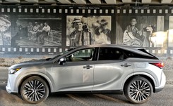 Lexus tnie ceny w Polsce! Najtańszy SUV rozbije bank