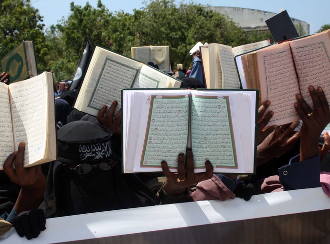Protest Somalijek przeciw planom pastora Terry'ego Jonesa z USA - duchowny chciał spalić egzemplarz Koranu w rocznicę zamachów 11 września