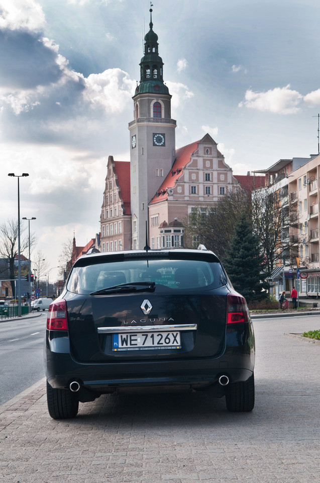 Renault Laguna 2.0 dCi: nie zwalnia tempa