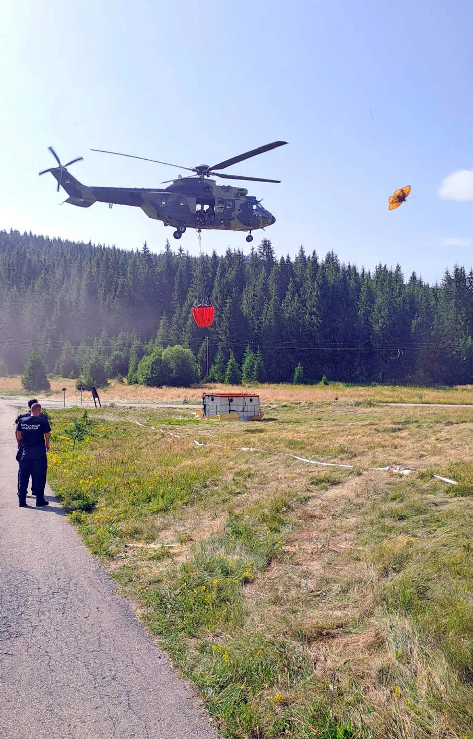 Gašenje požara u Srbiji helikopterima