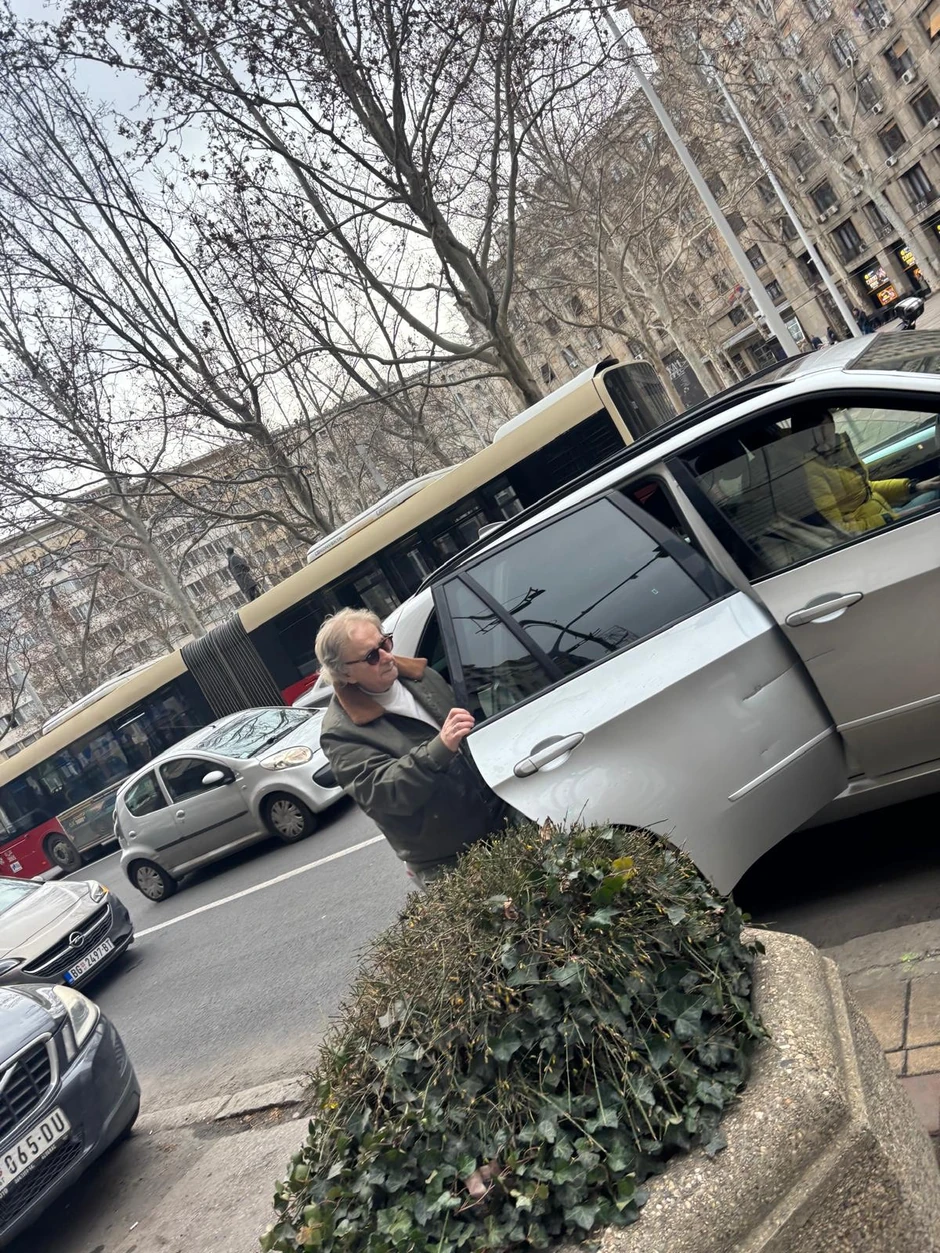 Jelena Vučković sa novim dečkom dovela Radeta Vučkovića