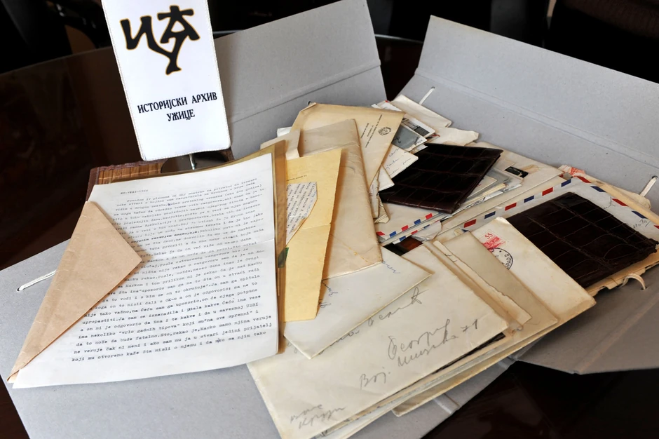 Privatne beleške i pisma izložene na izložbi u Užicu