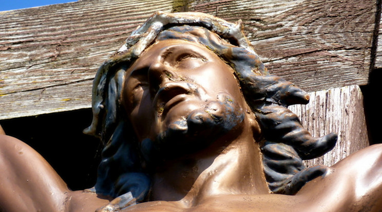 Jézus-szobor mozgatta a fejét egy templomban /Forrás: Northfoto