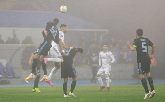 Detalj sa meča Dinamo Zagreb - Spartak Trnava, koji je odigran po magli