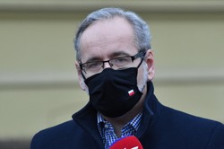 Incydent w bloku ministra. Niedzielski złożył wniosek o ściganie osób