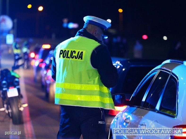 Policjanci z Wrocławia pokrzyżowali szyki uczestnikom pseudowyścigów