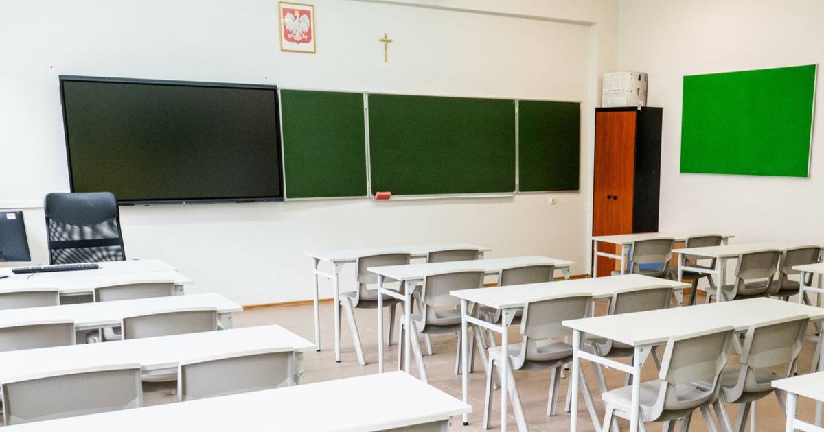 Część gmin wprowadza drugą lekcję religii. Kuratorium zapowiada kontrole