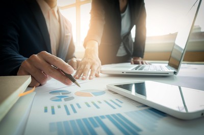 EY: Wartość inwestycji w nieruchomości komercyjne wzrośnie w 2021 r.