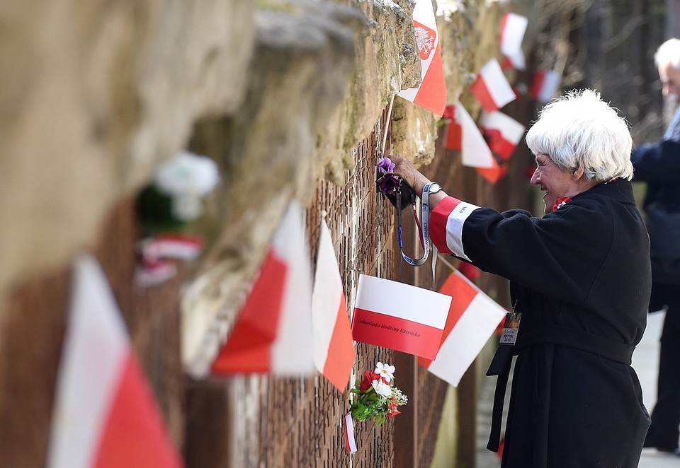 ROSJA KATYŃ 75. ROCZNICA ZBRODNI KATYŃSKIEJ (Polski Cmentarz Wojenny w Katyniu)