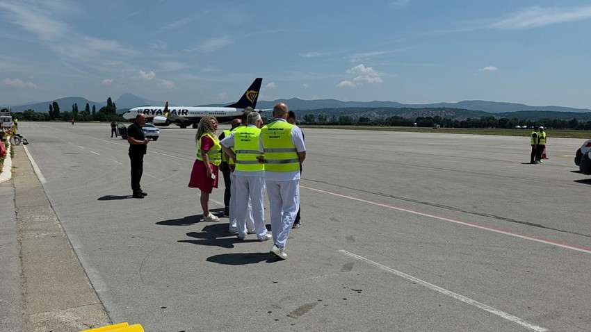 Sletanje aviona Vlade Srbije u Tivtu