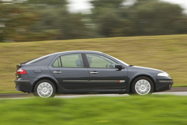 Renault Laguna lata produkcji 2001-07, cena od 6000 zł