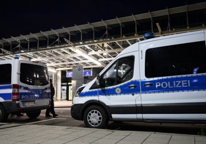 Ilustracija: policija na aerodromu u Nemačkoj