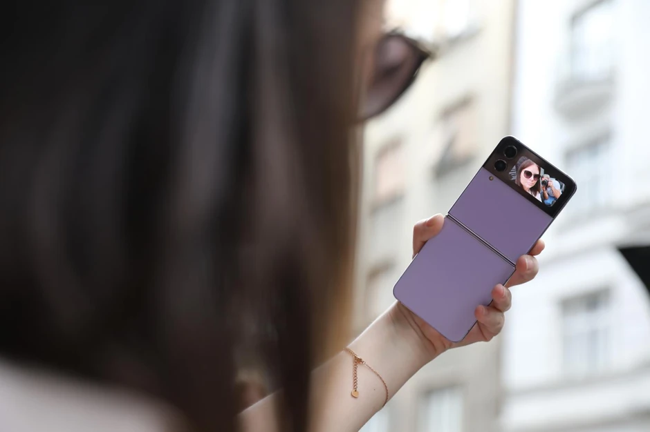 Samsung Galaxy Z Flip4