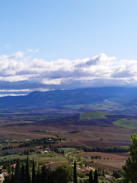 Wiejska panorama Toskanii