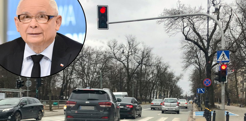 Kierowca Kaczyńskiego pędził przez miasto, nie przejmując się przepisami. Wiemy, gdzie tak spieszył się prezes PiS [ZDJĘCIA]