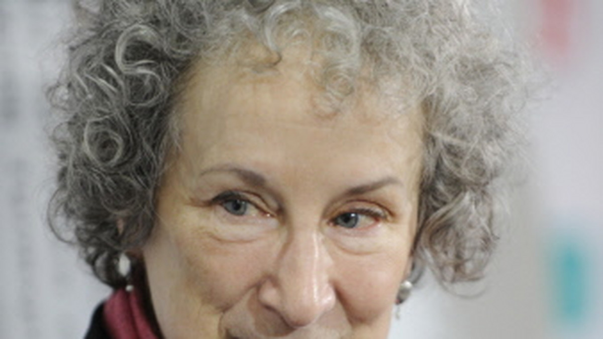 Minęło 25 lat od ukazania się "Opowieści podręcznej", wspaniałej antyutopii Margaret Atwood. Jednak autorka wciąż zaprzecza sugestiom, że jest ikoną kanadyjskiej literatury.