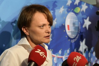 Min. Emilewicz: Przygotujemy mapę drogową działań wspierających udział polskiego biznesu w odbudowie Ukrainy