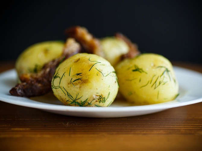 kuvani krompir recept