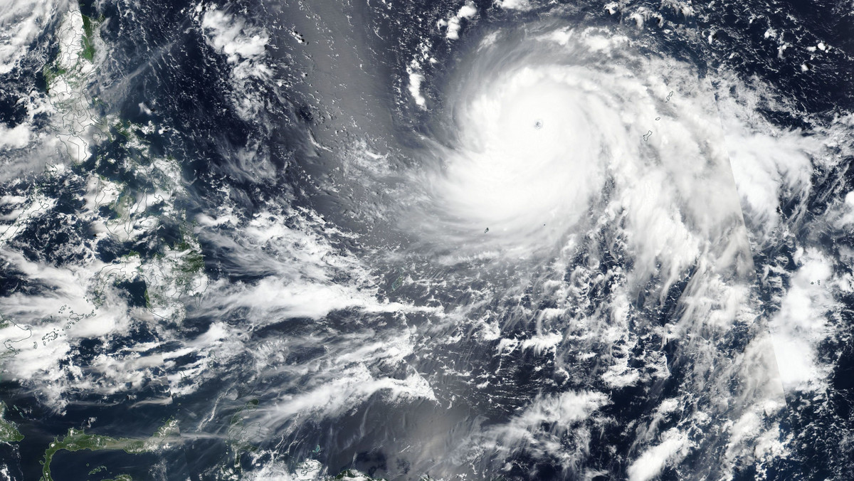 Tajfun Mangkhut zbliża się do Filipin, Tajwanu i Hongkongu