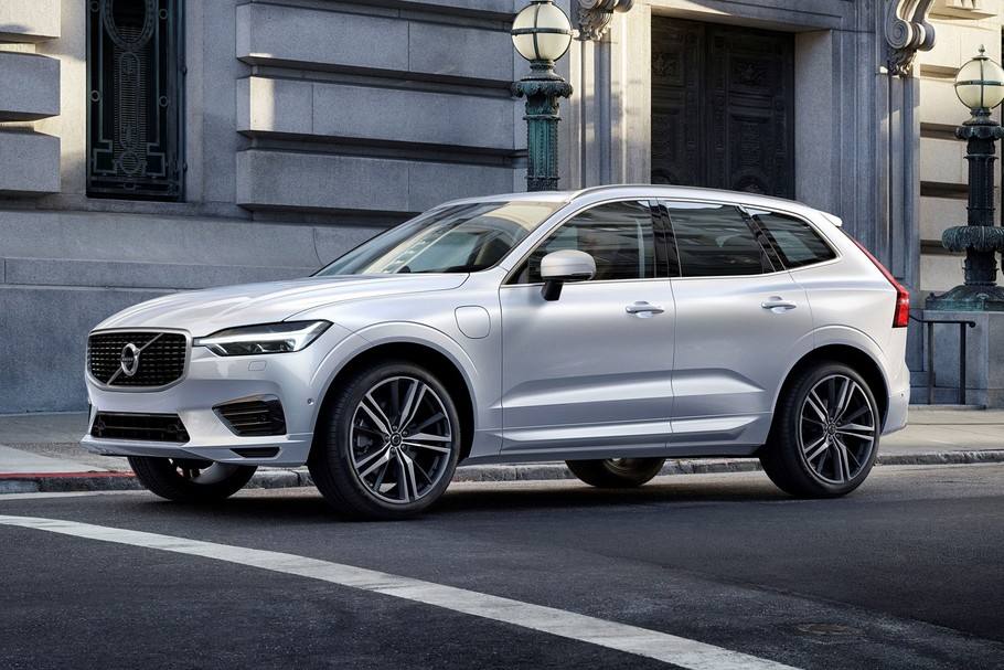 Volvo XC60. Benzyna kontra diesel, co się bardziej opłaca