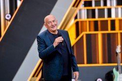 Krzysztof Wałecki domagał się "szacunku" od Marcina Dańca. Satyryk przeprasza, ale...