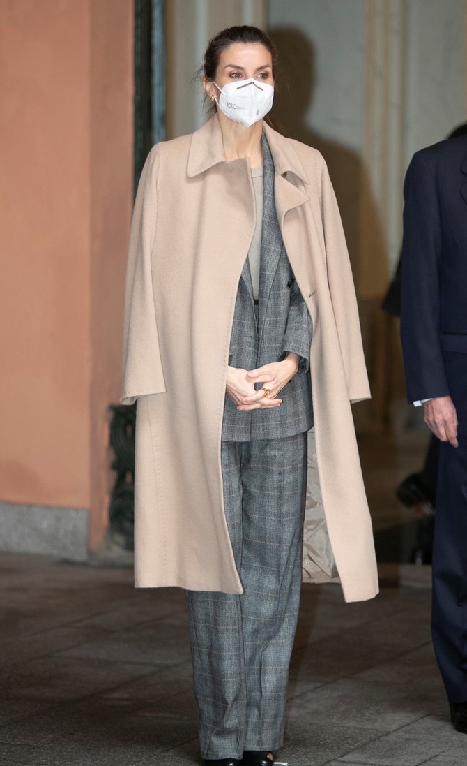 Uvek odana poslovnoj eleganciji 