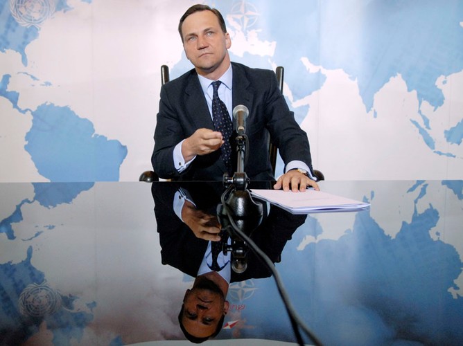 W TVP prowadził program Wywiad Miesiąca