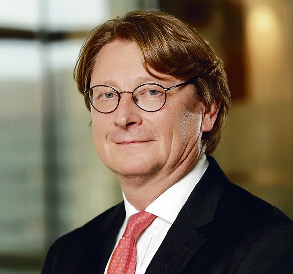 Maciej Żukowski – partner w kancelarii prawnej SSW Pragmatic Solutions.Były dyrektor departamentu podatków dochodowych w Ministerstwie Finansów