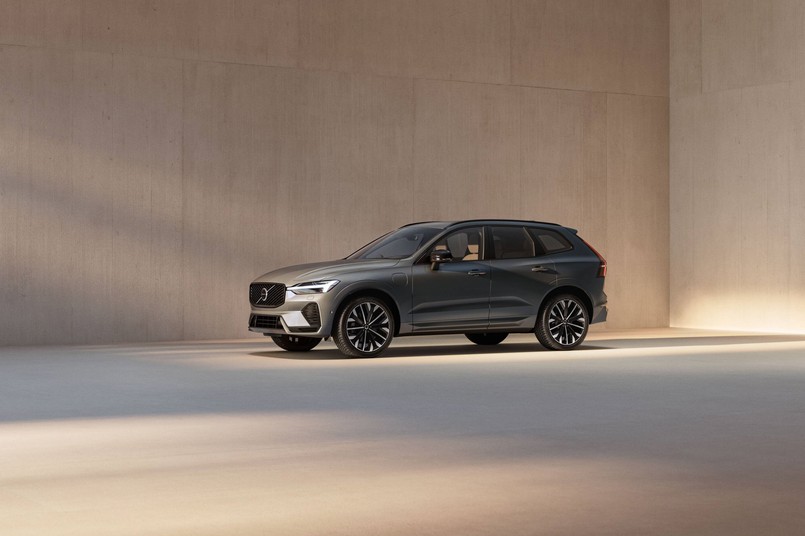 Volvo XC60 - lifting 2025