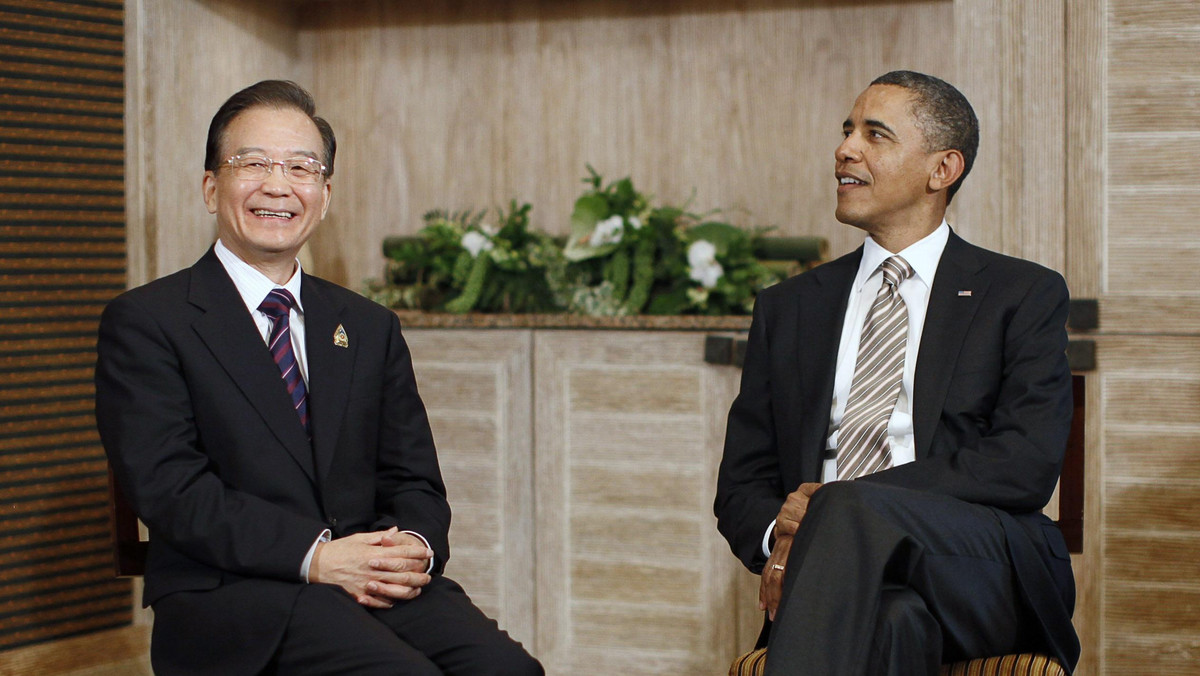 Prezydent USA Barack Obama i premier Chin Wen Jiabao spotkali się rano na indonezyjskiej wyspie Bali, gdzie rozpoczyna się Szczyt Azji Wschodniej (EAS) - poinformowały amerykańskie źródła rządowe.
