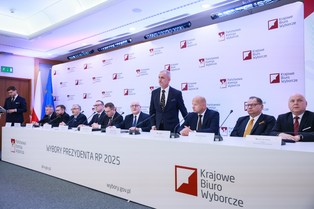 Najmniejsza różnica głosów w historii III RP. PKW podała oficjalne dane o frekwencji