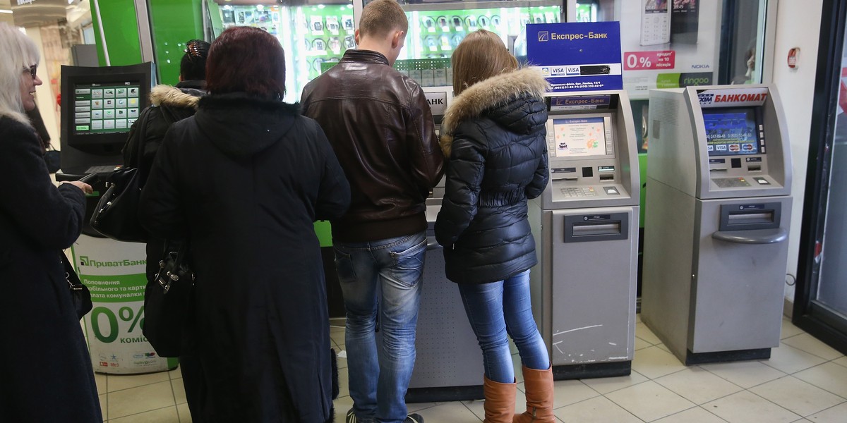 W Ługańskiej Republice Ludowej, podobnie jak wcześniej w Donieckiej Republice Ludowej, oficjalnym środkiem płatniczym będzie rubel