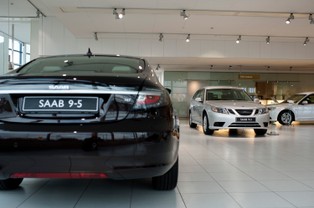 Polacy znów chcą mieć auto. Większość planuje wsiąść do elektryka