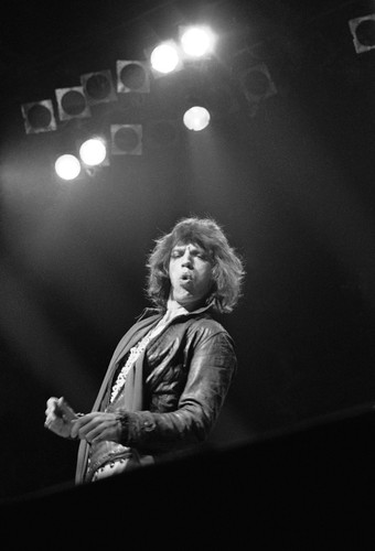 Mick Jagger na scenie Madison Square Garden w Nowym Jorku – 26.07.1972