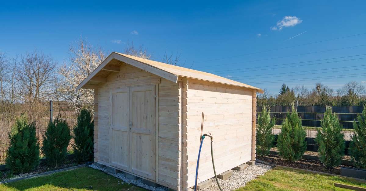 Budowa wiaty sprzeczna z miejscowym planem zagospodarowania przestrzennego może zostać wstrzymana, choćby jeżeli nie wymagała pozwolenia