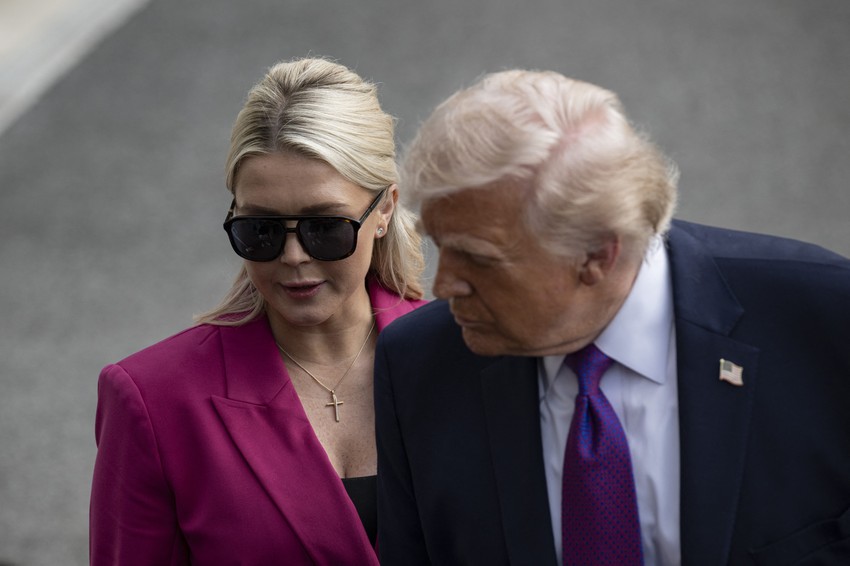 Karoline Leavitt i Donald Tramp