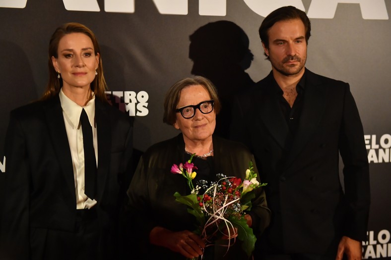 Maja Ostaszewska, Agnieszka Holland i Piotr Stramowski na premierze filmu "Zielona Granica"