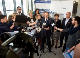 Schetyna: Wybory samorządowe kluczem do otworzenia następnych drzwi