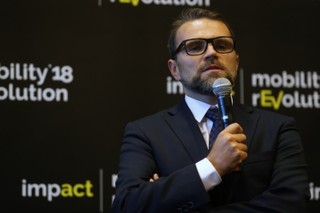 Jacek Bartosiak lotniczym prezesem na dziewięć trudnych lat