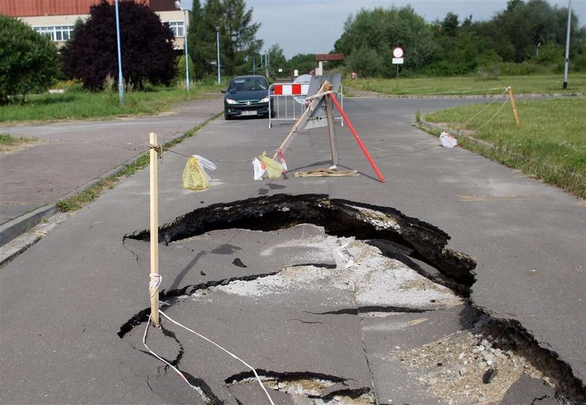 Nowohucka się zapada