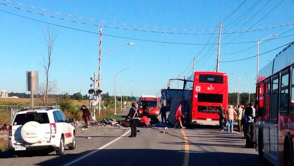 Zderzenie pociągu z autobusem w Ottawie 