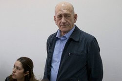 Były premier Izraela Ehud Olmert winny korupcji