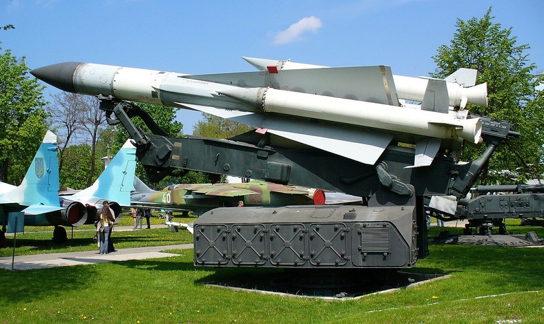 System S-200W w Muzeum Sił Powietrznych Ukrainy w Winnicy. Autor: George Chernilevsky (CC BY-SA 3.0)